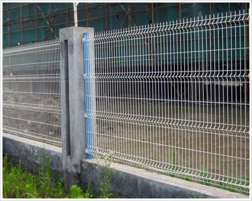 折彎型廠區隔離柵