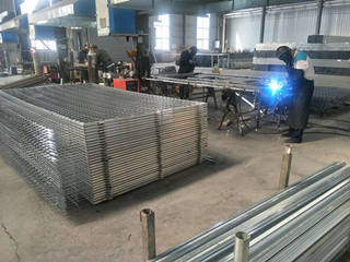 高速公路護欄網(wǎng)