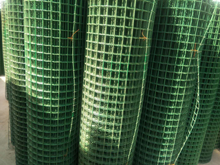 硬塑綠色鐵絲網